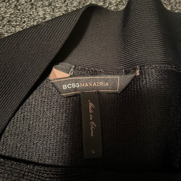 BCBGMaxAzria Knit Black Mini Flare Skirt- Size L - Picture 4 of 5